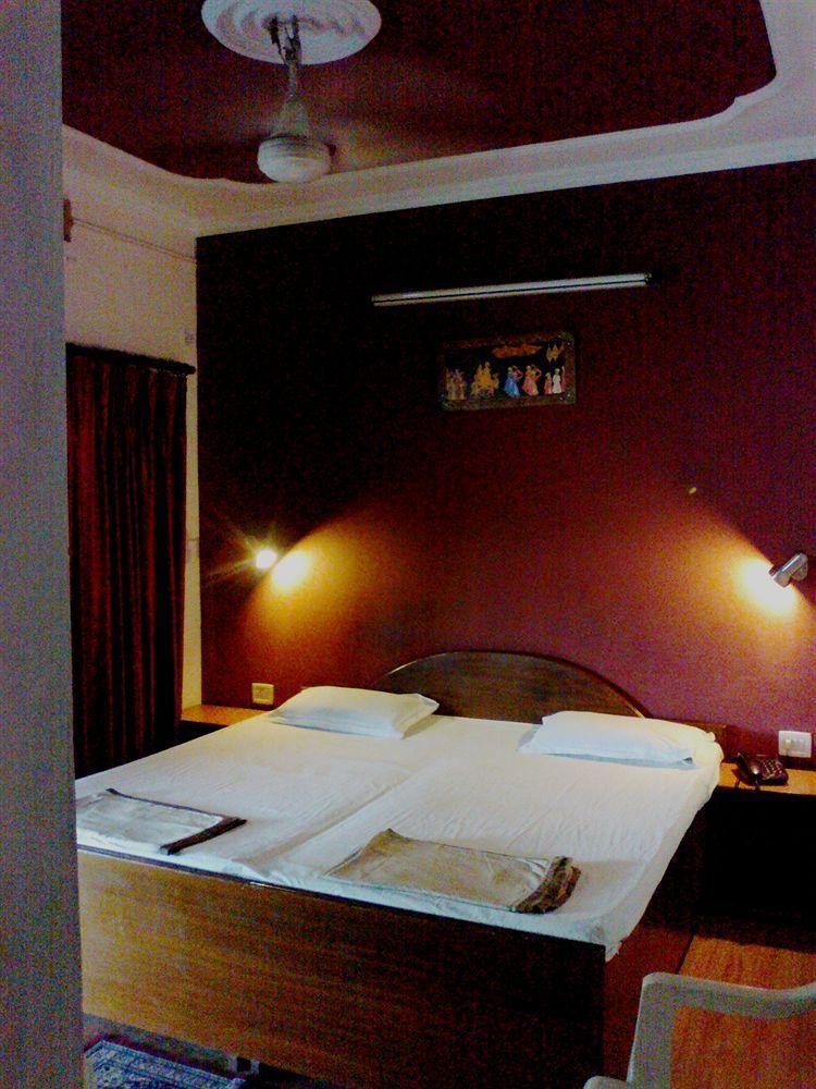 Hotel Ajay International Agra  Ngoại thất bức ảnh