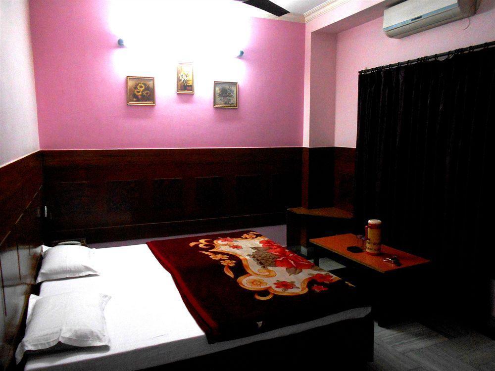 Hotel Ajay International Agra  Ngoại thất bức ảnh