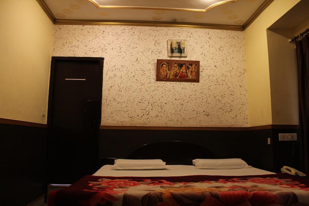 Hotel Ajay International Agra  Ngoại thất bức ảnh